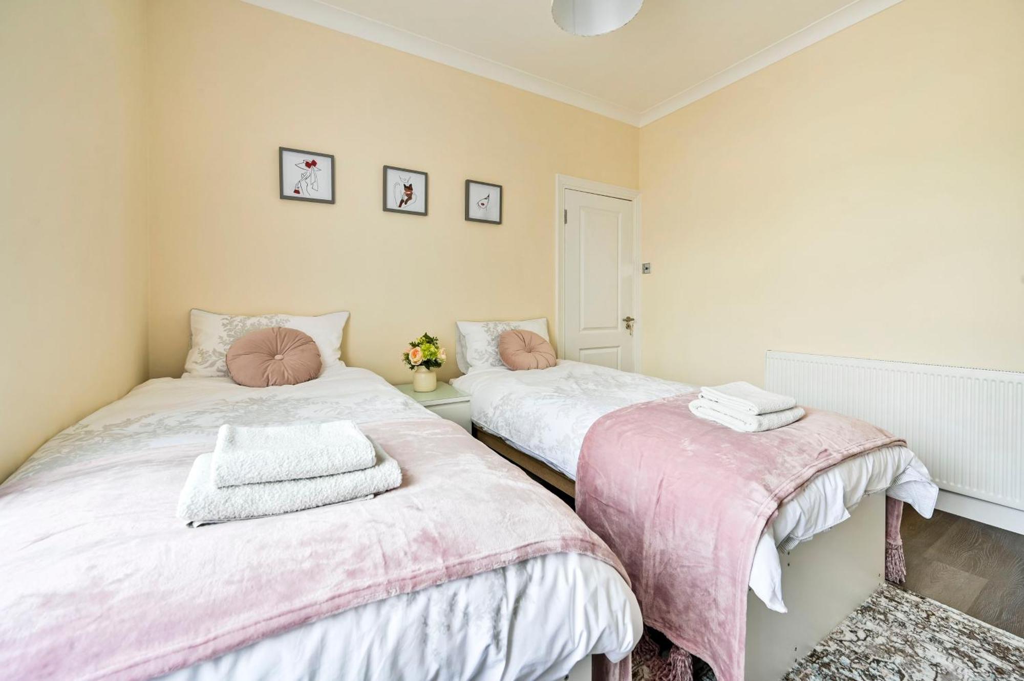 A Two Bedroom A Stride Away From Meridian Greenwich London Exteriör bild